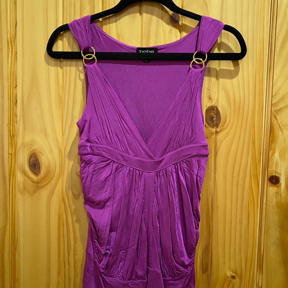 Bebe Purple Sheath Sleeveless V Neck Top